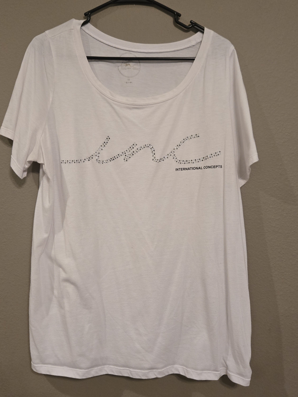 INC International Concepts White Scoop Neck Embellished Tee Size 0X